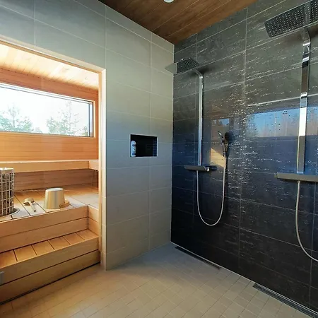 Luksushuvila Yksityisellae Spa-alueella Ja Jaervinaekoealalla